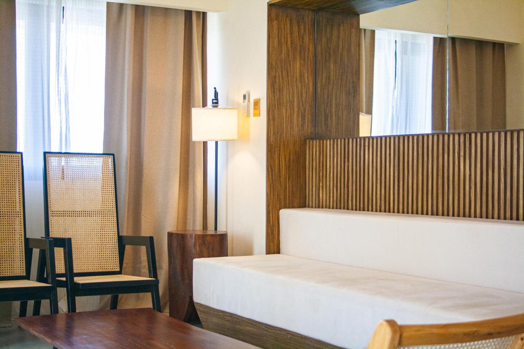 Elijah Hotel Dasmarinas Dış mekan fotoğraf