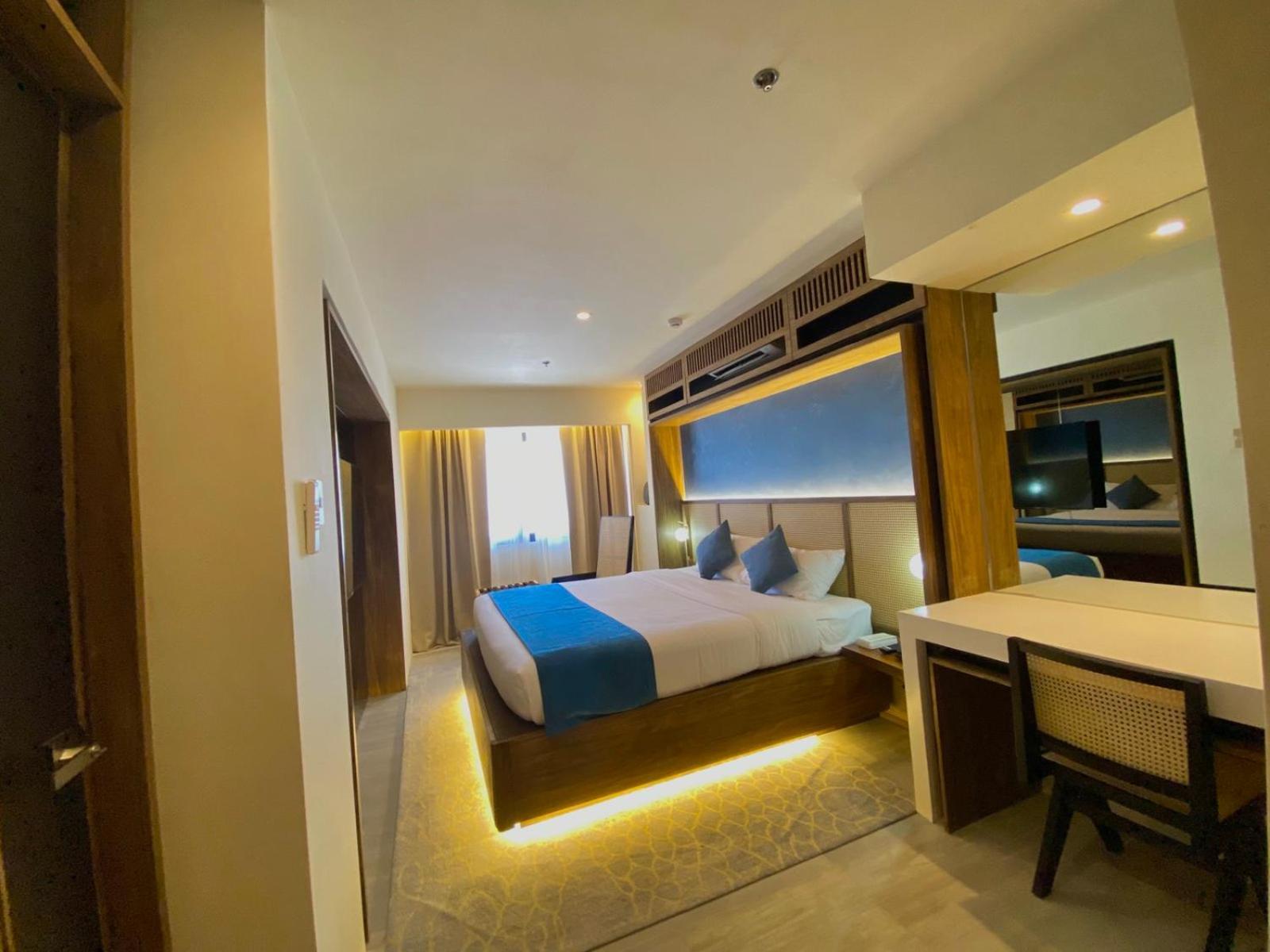 Elijah Hotel Dasmarinas Dış mekan fotoğraf